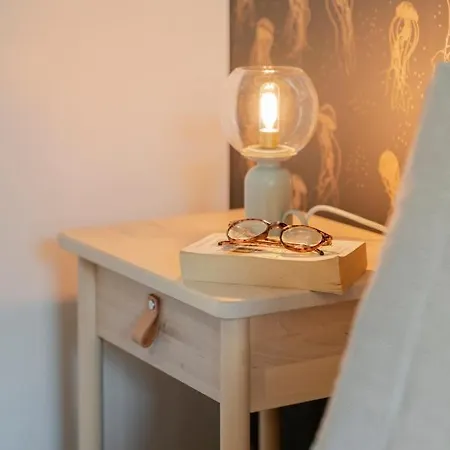 Comboio I By An Island * فونشال