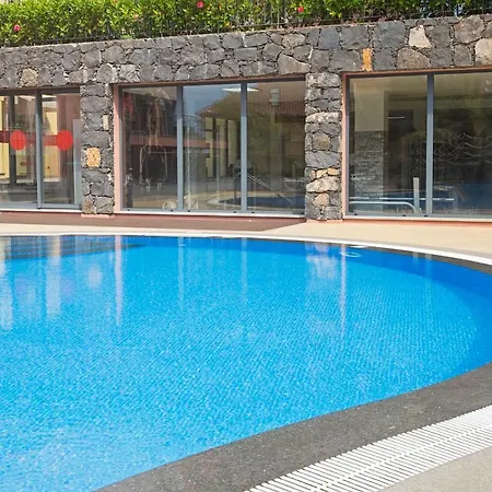 Comboio I By An Island פונשל