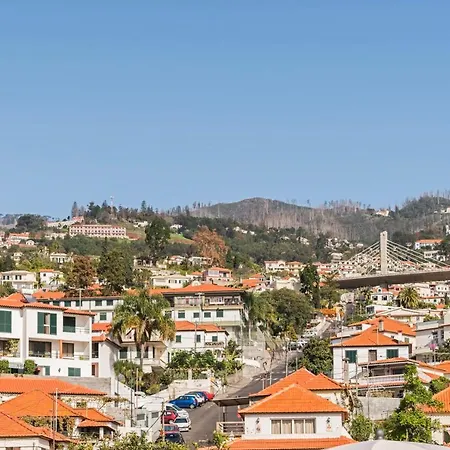 Comboio I By An Island Apartment *